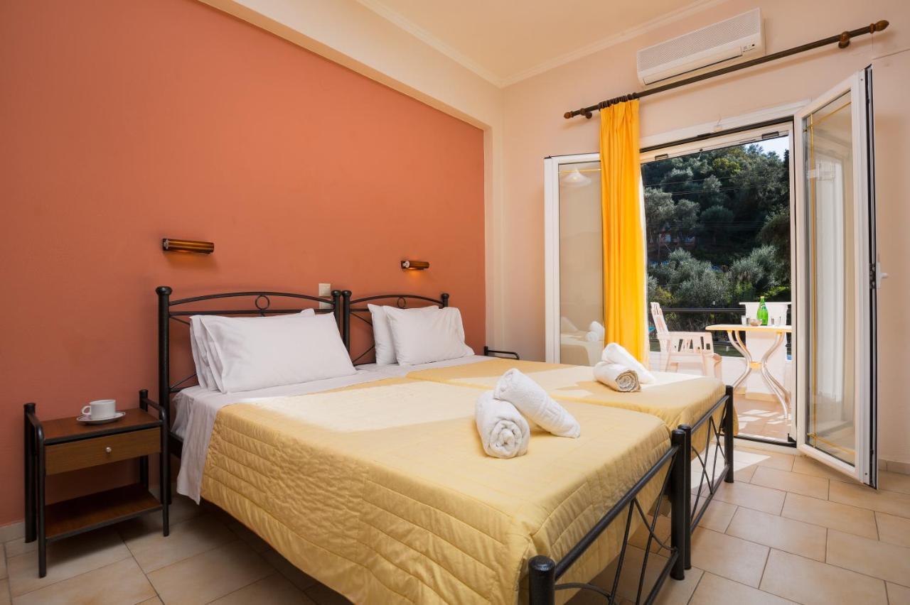 Odysseus Apartments By Hotelius Agios Gordios (Corfu) Exterior foto