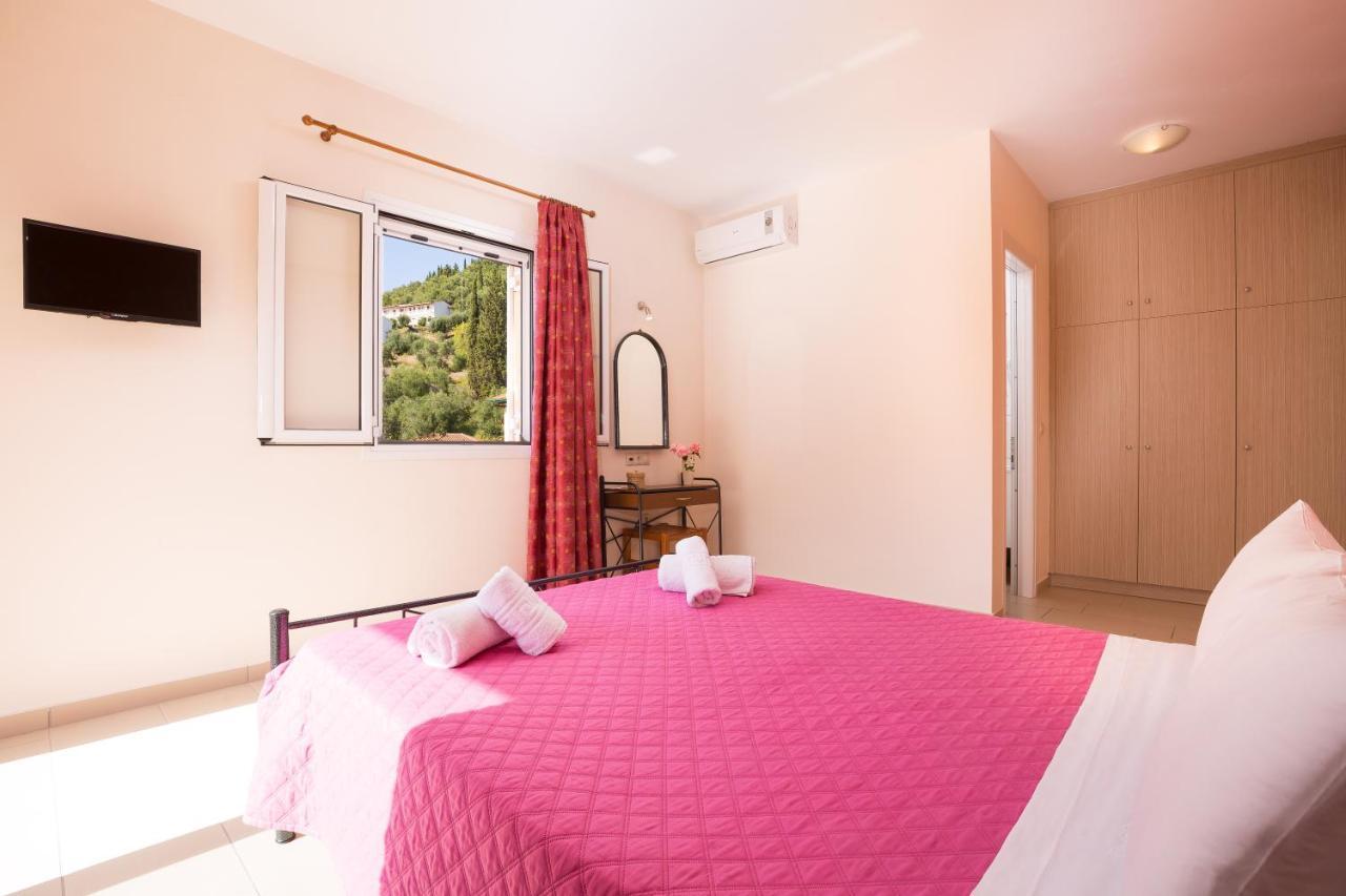 Odysseus Apartments By Hotelius Agios Gordios (Corfu) Exterior foto