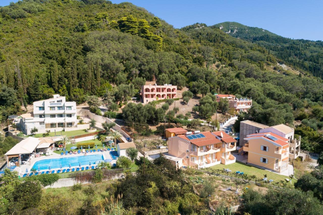 Odysseus Apartments By Hotelius Agios Gordios (Corfu) Exterior foto